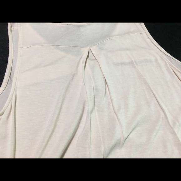 EXPRESS Stylish Tank V-Neck Zipper Pleated Back - Picture 7 of 9